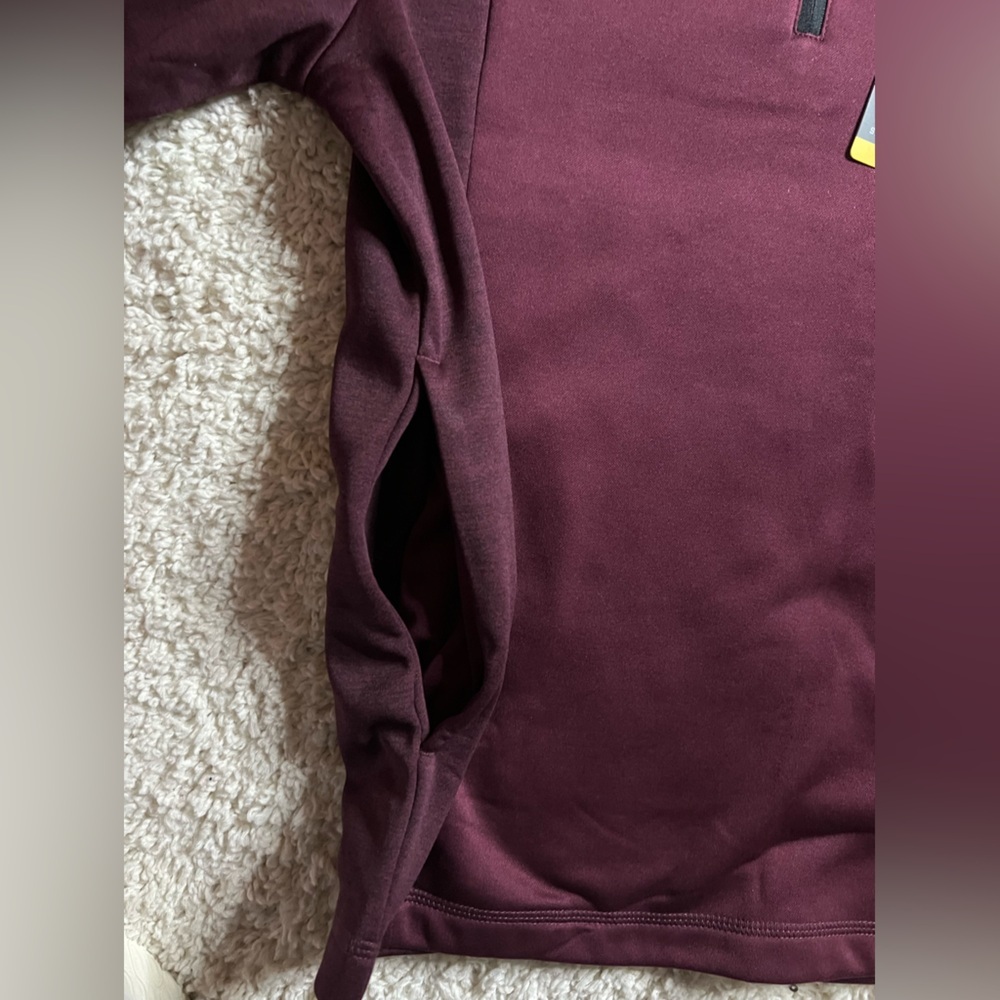Size Medium Callaway Maroon Quarter-Zip Pullover NWT - Picture 8 of 8